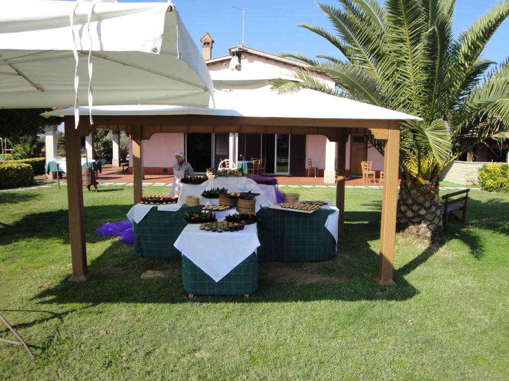 Agriturismo La Valle Di Ceri Cerveteri Bagian luar foto