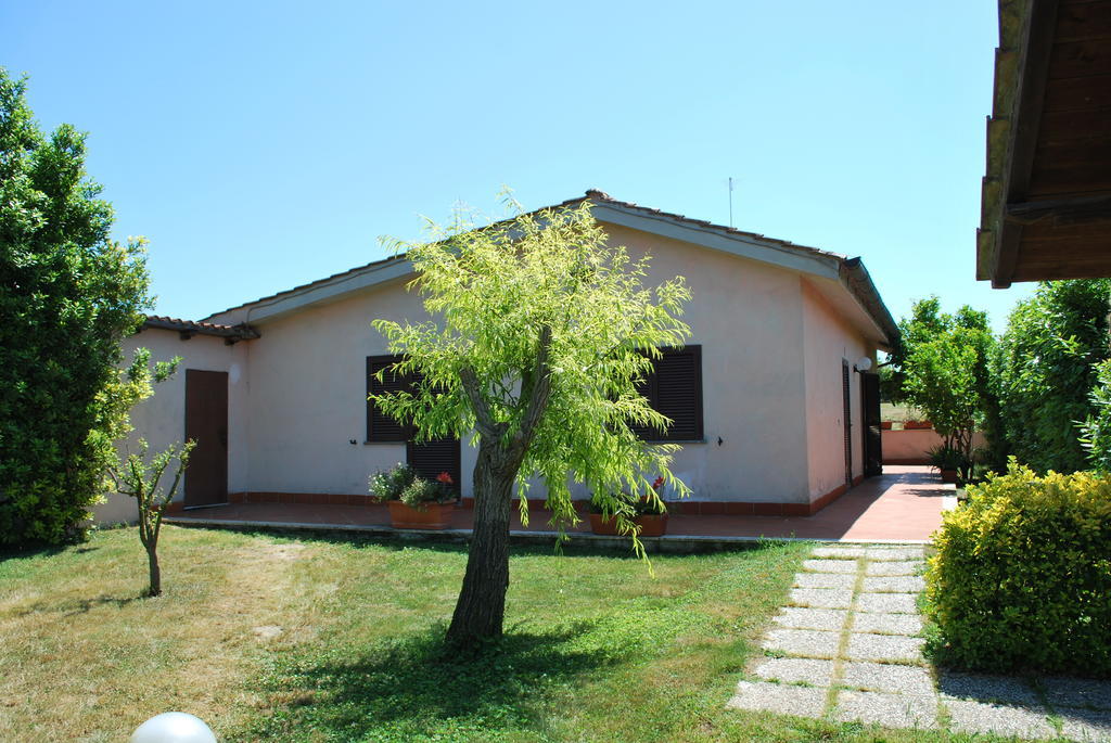 Agriturismo La Valle Di Ceri Cerveteri Bagian luar foto